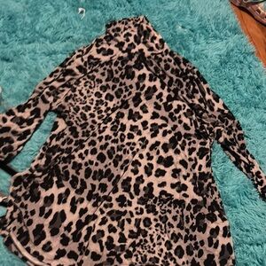 JM Collection Tan and Cream Boxy Blouse with Mandarin Collar